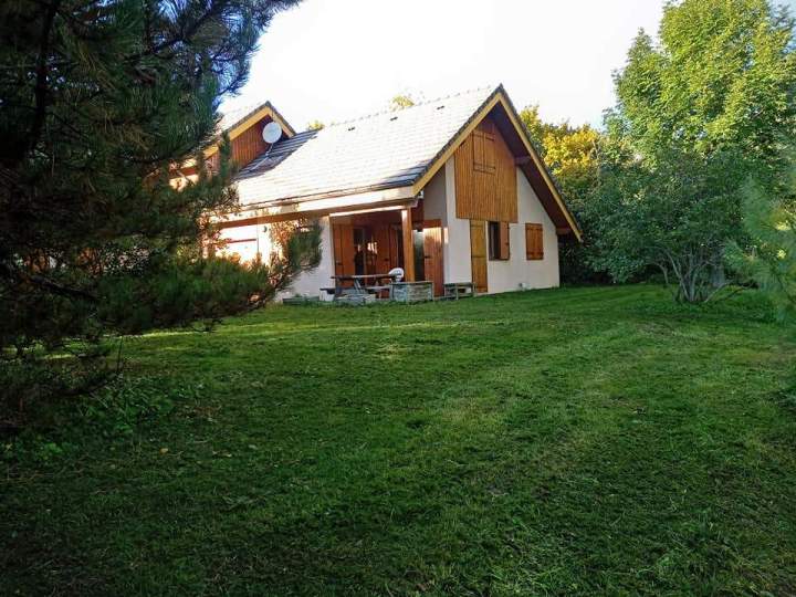 Tonte de gazon Autrans-Méaudre en Vercors